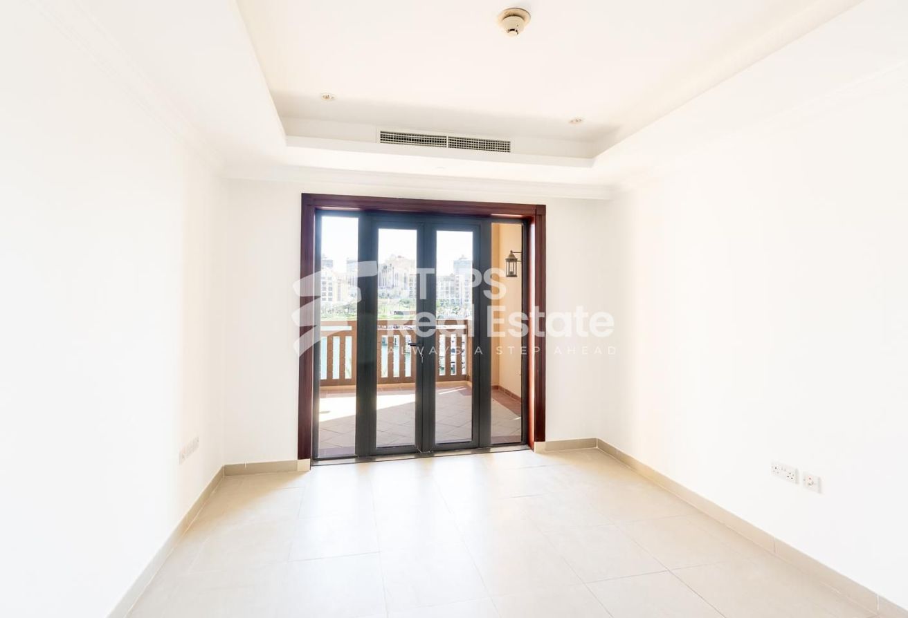 2 Bedroom Townhouse for Rent with Balcony - apartment in Porto Arabia