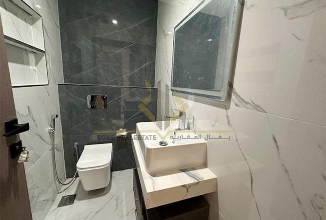 52546381 - Property Image 2