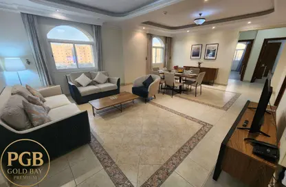 Apartment - 2 Bedrooms - 3 Bathrooms for rent in Al Sadd Road - Al Sadd - Doha