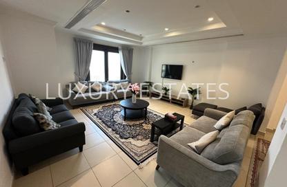 Apartment - 1 Bedroom - 2 Bathrooms for rent in West Porto Drive - Porto Arabia - The Pearl Island - Doha