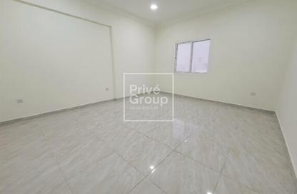 Apartment - 2 Bedrooms - 2 Bathrooms for rent in Al Muntazah - Doha