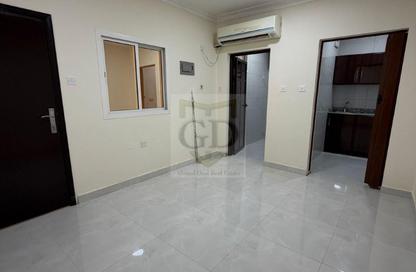 Apartment - Studio - 1 Bathroom for rent in Old Airport Road - Old Airport Road - Doha Apartment - Studio - 1 Bathroom for rent in Old Airport Road - Old Airport Road - Doha