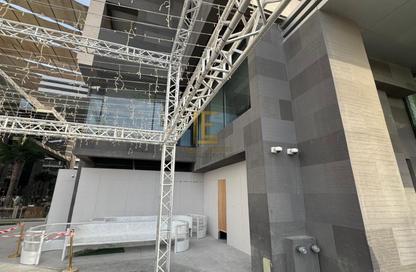 Retail - Studio - 2 Bathrooms for rent in West Walk - Al Waab - Doha