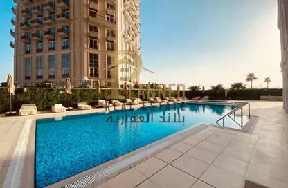 Apartment - 2 Bedrooms - 3 Bathrooms for rent in The Pearl Island - Doha