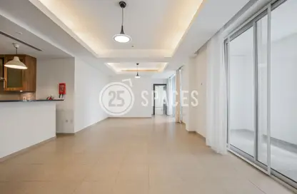 Apartment - 1 Bedroom - 2 Bathrooms for sale in Viva East - Viva Bahriyah - The Pearl Island - Doha