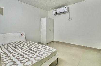 Apartment - 1 Bedroom - 1 Bathroom for rent in Old Airport Road - Old Airport Road - Doha Apartment - 1 Bedroom - 1 Bathroom for rent in Old Airport Road - Old Airport Road - Doha