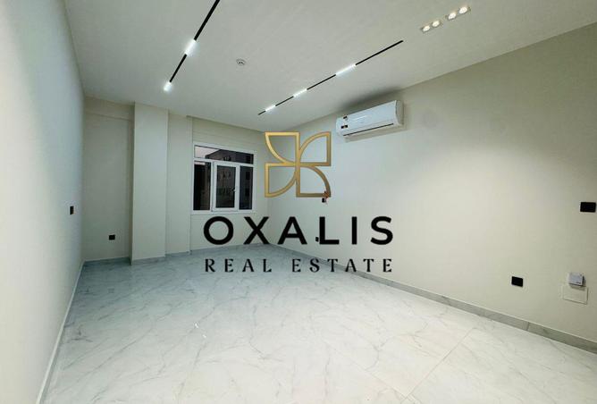 1025407 - Property Image 2