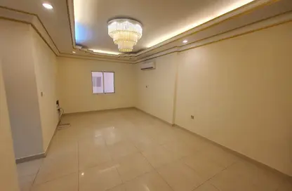 شقة - 2 غرف نوم - 2 حمامات للايجار في السد - السد - الدوحة