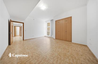 Apartment - 1 Bedroom - 2 Bathrooms for rent in West Bay Tower - West Bay - West Bay - Doha