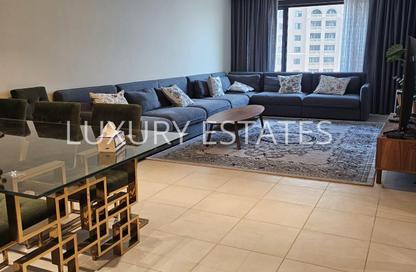 Apartment - 2 Bedrooms - 3 Bathrooms for rent in East Porto Drive - Porto Arabia - The Pearl Island - Doha