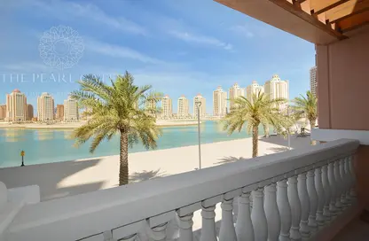 Townhouse - 1 Bedroom - 2 Bathrooms for rent in Viva East - Viva Bahriyah - The Pearl Island - Doha