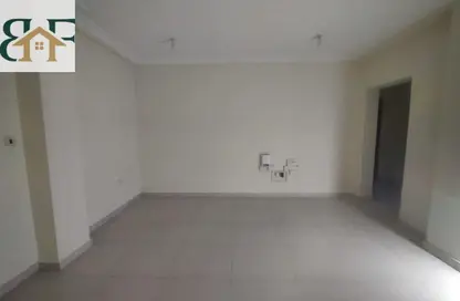 Apartment - 2 Bedrooms - 2 Bathrooms for rent in Umm Ghwailina Comm - Umm Ghuwalina - Umm Ghuwailina - Doha