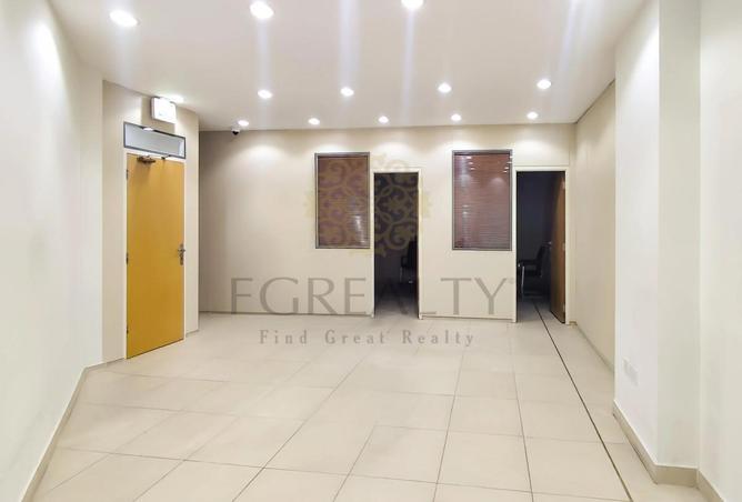 1007965 - Property Image 2