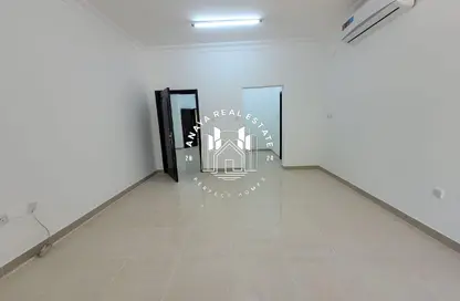 فيلا - غرفة نوم - 1 حمام للايجار في الدحيل - الدحيل - الدوحة فيلا - غرفة نوم - 1 حمام للايجار في الدحيل - الدحيل - الدوحة