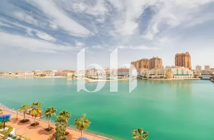 Apartment - 1 Bedroom - 2 Bathrooms for rent in Crystal Residence - Gewan Island - The Pearl Island - Doha