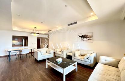 Apartment - 1 Bedroom - 2 Bathrooms for rent in East Porto Drive - Porto Arabia - The Pearl Island - Doha