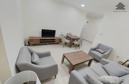 Apartment - 2 Bedrooms - 2 Bathrooms for rent in Muntazah 13 - Al Muntazah - Doha