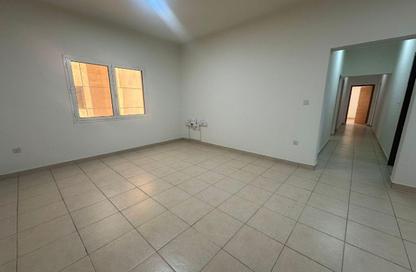 Apartment - 3 Bedrooms - 3 Bathrooms for rent in Musheireb - Musheireb - Doha