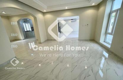 Villa - 4 Bedrooms - 4 Bathrooms for rent in Muraikh - AlMuraikh - Doha