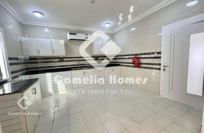 Villa - 4 Bedrooms - 4 Bathrooms for rent in Muraikh - AlMuraikh - Doha