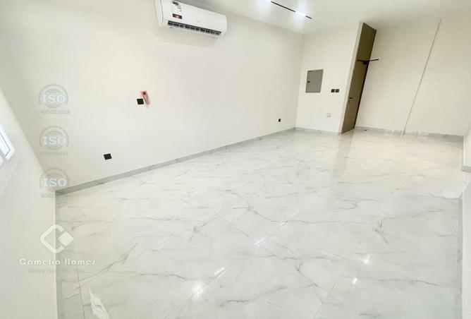 54493078 - Property Image 3