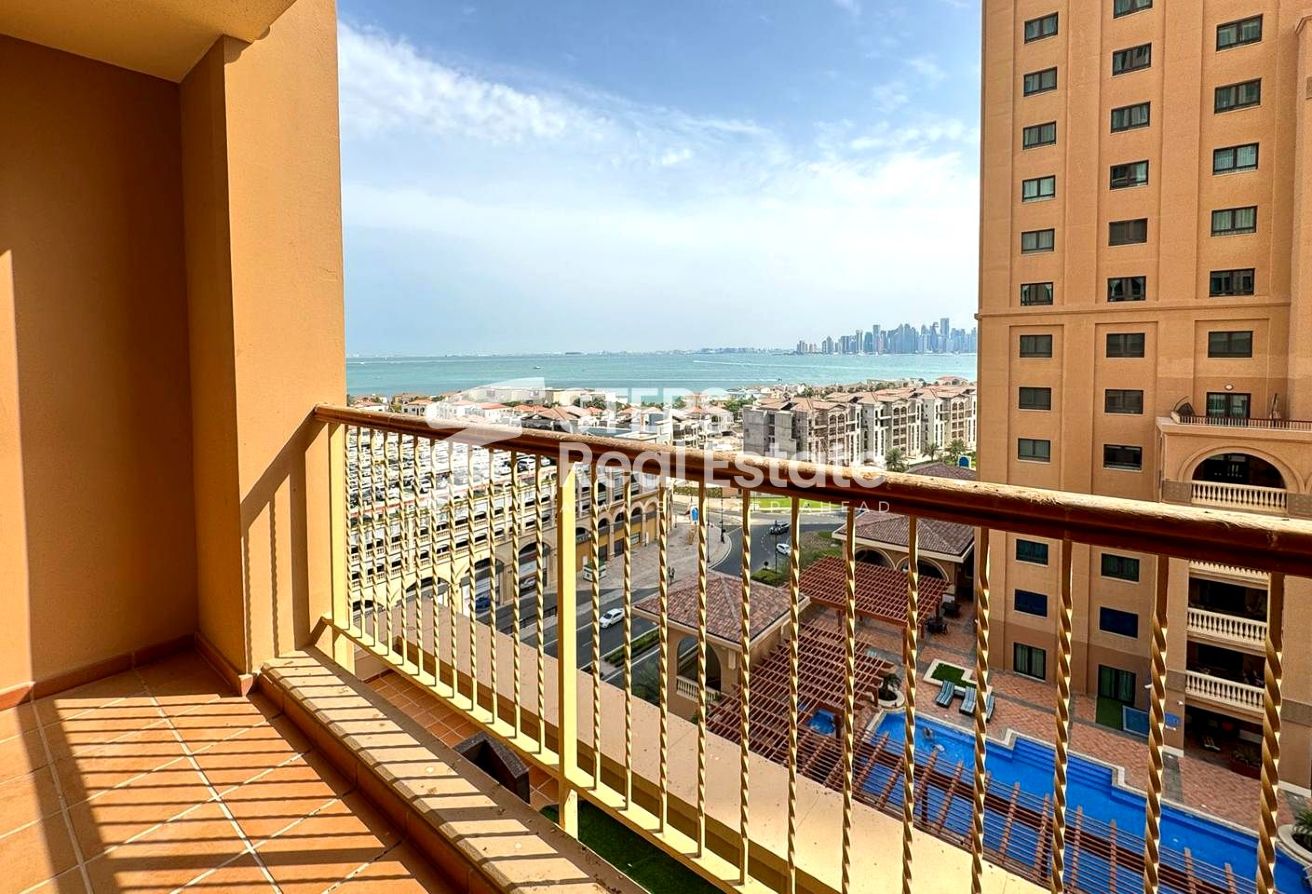 Luxurious Apartment with Balcony for Rent