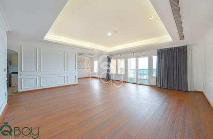 Apartment - 2 Bedrooms - 3 Bathrooms for rent in East Porto Drive - Porto Arabia - The Pearl Island - Doha Apartment - 2 Bedrooms - 3 Bathrooms for rent in East Porto Drive - Porto Arabia - The Pearl Island - Doha