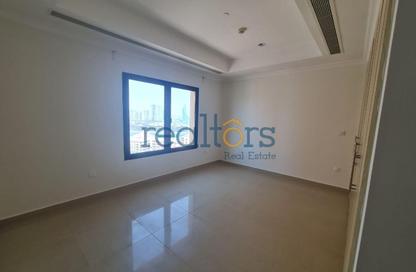 Apartment - 1 Bedroom - 2 Bathrooms for sale in Tower 13 - Porto Arabia - The Pearl Island - Doha Apartment - 1 Bedroom - 2 Bathrooms for sale in Tower 13 - Porto Arabia - The Pearl Island - Doha