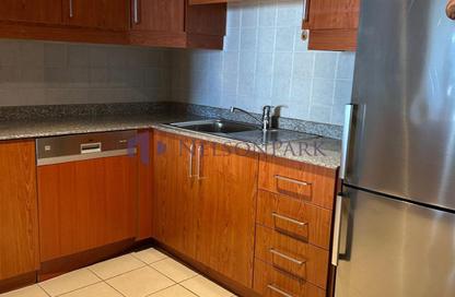 Apartment - 1 Bedroom - 2 Bathrooms for rent in Tower 5 - Porto Arabia - The Pearl Island - Doha