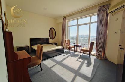 Apartment - 1 Bedroom - 1 Bathroom for rent in Umm Ghwailina Comm - Umm Ghuwalina - Umm Ghuwailina - Doha
