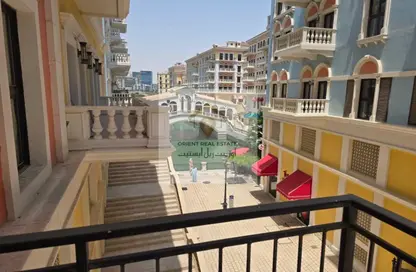 Apartment - 2 Bedrooms - 3 Bathrooms for sale in Qanat Quartier - The Pearl Island - Doha