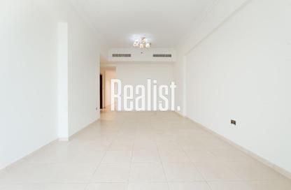 Apartment - 2 Bedrooms - 3 Bathrooms for rent in Burj Al Marina - Marina District - Lusail