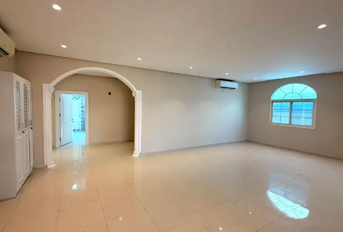 63976618 - صورة العقار 3