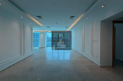 شقة - 3 غرف نوم - 5 حمامات للايجار في برج زجزاج  ب - أبراج زجزاج - الخليج الغربي - الدوحة