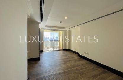 Apartment - Studio - 1 Bathroom for rent in Viva Bahriyah - The Pearl Island - Doha