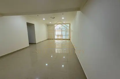 Apartment - 2 Bedrooms - 2 Bathrooms for rent in Saraya Corniche Hotel - Corniche Road - Doha