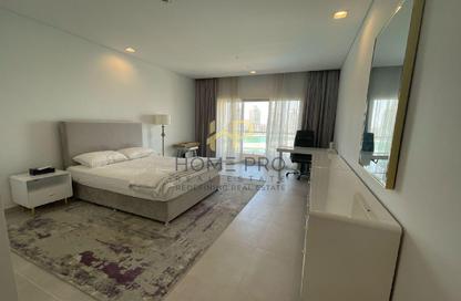 Apartment - 1 Bedroom - 2 Bathrooms for sale in Viva West - Viva Bahriyah - The Pearl Island - Doha