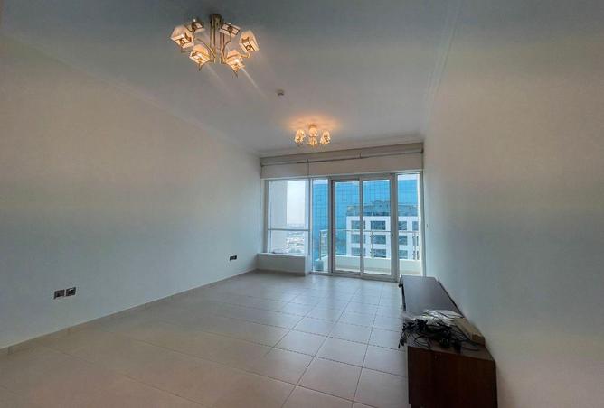 1012394 - Property Image 3