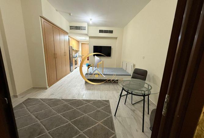 1030832 - Property Image 3