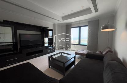 Apartment - 1 Bedroom - 2 Bathrooms for rent in East Porto Drive - Porto Arabia - The Pearl Island - Doha