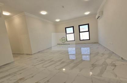Apartment - 2 Bedrooms - 2 Bathrooms for rent in Al Jazeera Street - Fereej Bin Mahmoud North - Fereej Bin Mahmoud - Doha