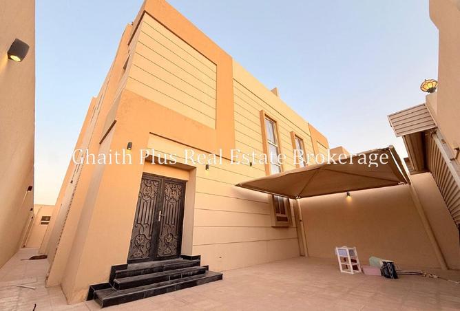 1004838 - Property Image 2