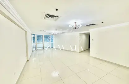 شقة - 3 غرف نوم - 4 حمامات للايجار في برج وست باي - الخليج الجنوبي - الخليج الغربي - الدوحة