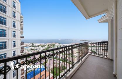 Apartment - 2 Bedrooms - 4 Bathrooms for rent in Floresta Gardens - The Pearl Island - Doha