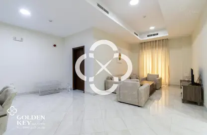 بناية كاملة - استوديو - 3 حمامات للايجار في روضة الخيل - روضة الخيل - الدوحة