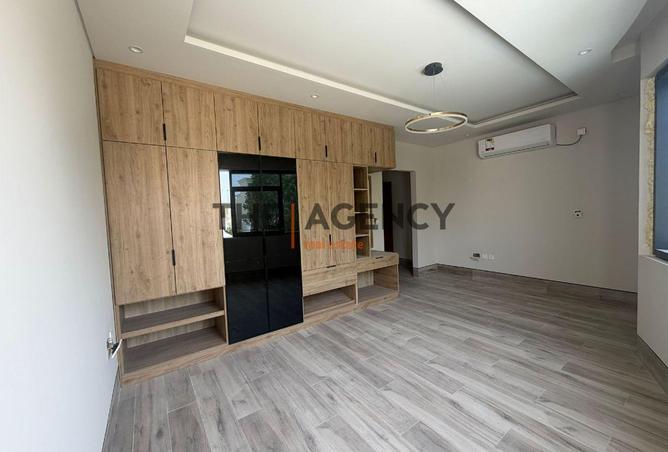 54541721 - Property Image 3