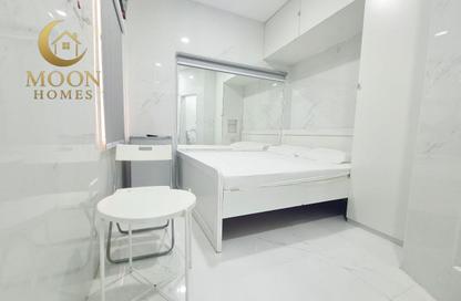 Apartment - Studio - 1 Bathroom for rent in Umm Ghuwailina 4 - Umm Ghuwailina - Doha