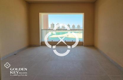 Apartment - 1 Bedroom - 2 Bathrooms for sale in Viva West - Viva Bahriyah - The Pearl Island - Doha