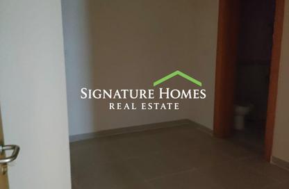 Apartment - 5 Bedrooms - 6 Bathrooms for rent in Al Sadd Road - Al Sadd - Doha Apartment - 5 Bedrooms - 6 Bathrooms for rent in Al Sadd Road - Al Sadd - Doha