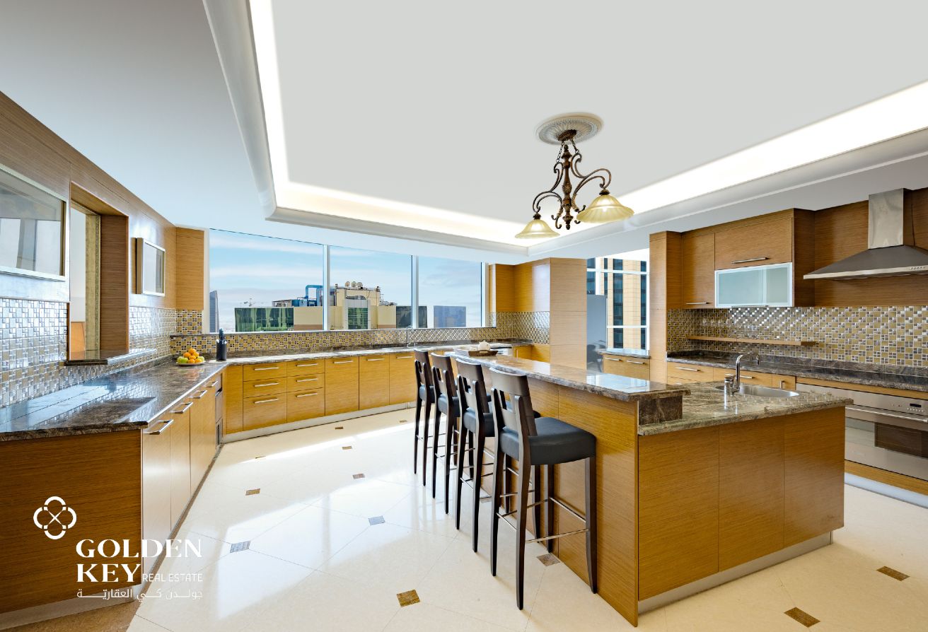 Ultra-Luxury 6BR Suite with Private Amenities
